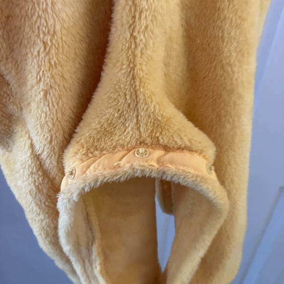Winnie the Pooh baby Costume 9-12 months - Picture 4 of 5